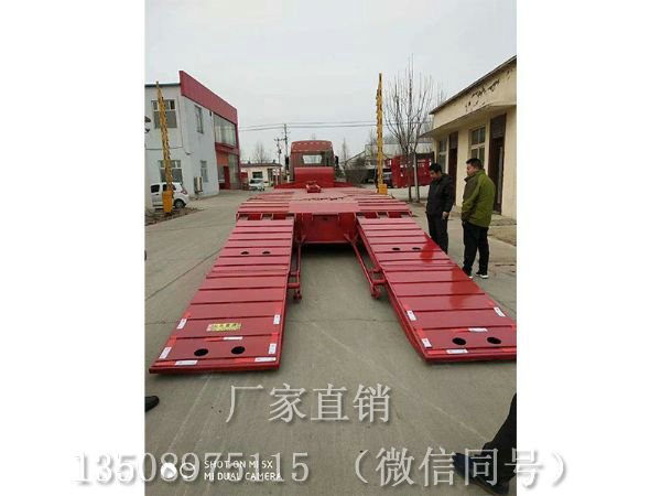 低平板半挂车